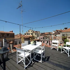 La Fenice 2*, Venice Italy